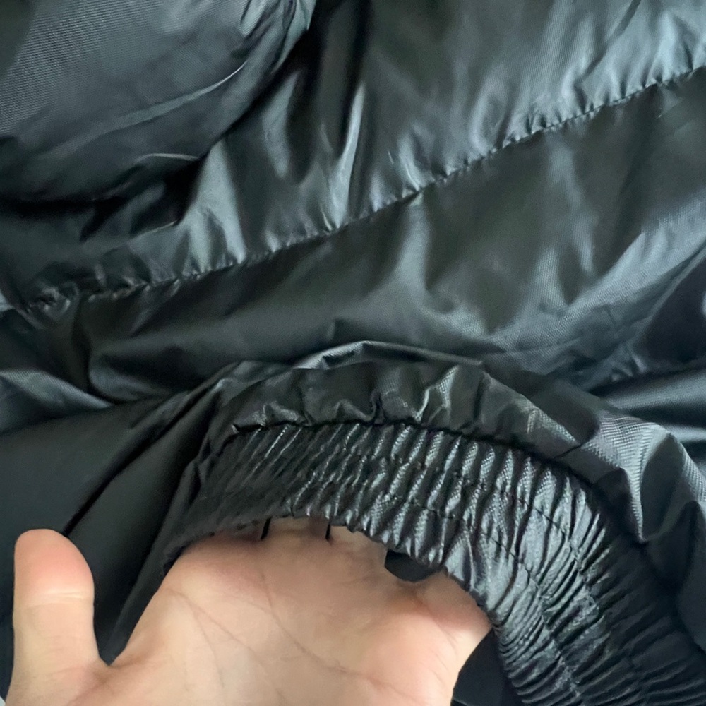 YoungLA Black Puffer Jacket with Hood and Water-Resistant Fabric - Picture 6 of 15